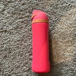 Pink Flamingo 24oz Owala FreeSip water bottle